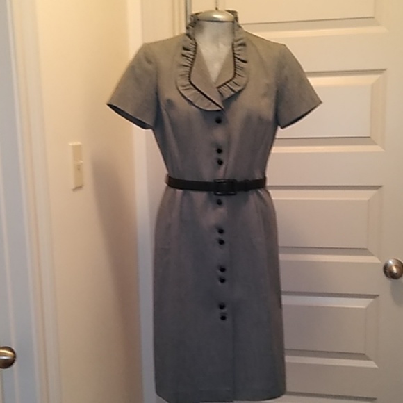 Tahari Dresses & Skirts - Tahari  Arthur Levine dress